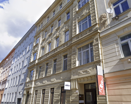 residence/featured_image/b2f3d508-86b5-4682-af98-534123f113e1.png