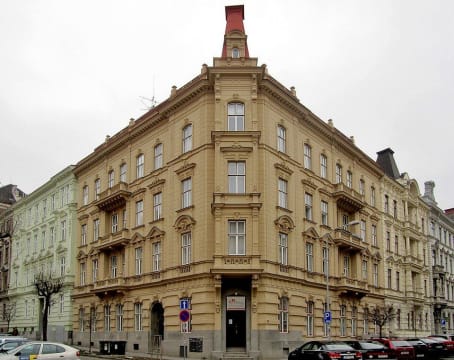 residence/featured_image/f346cf49-2b87-4bfa-a140-1853cee2d98f.jpeg