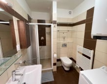 residence/image/6d061849-a3bd-40e5-8f0e-5f67b0f8faff.jpg