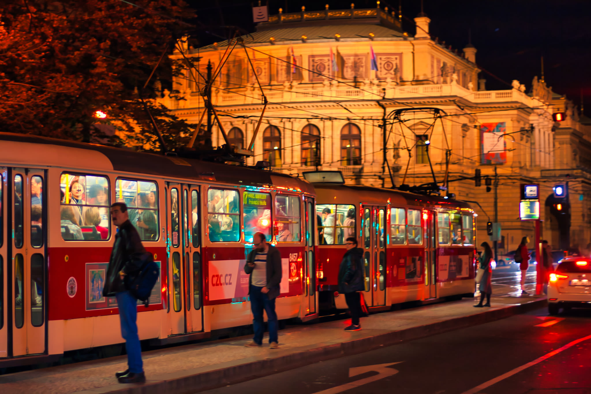 Общественный транспорт в Праге ходит четко по расписанию