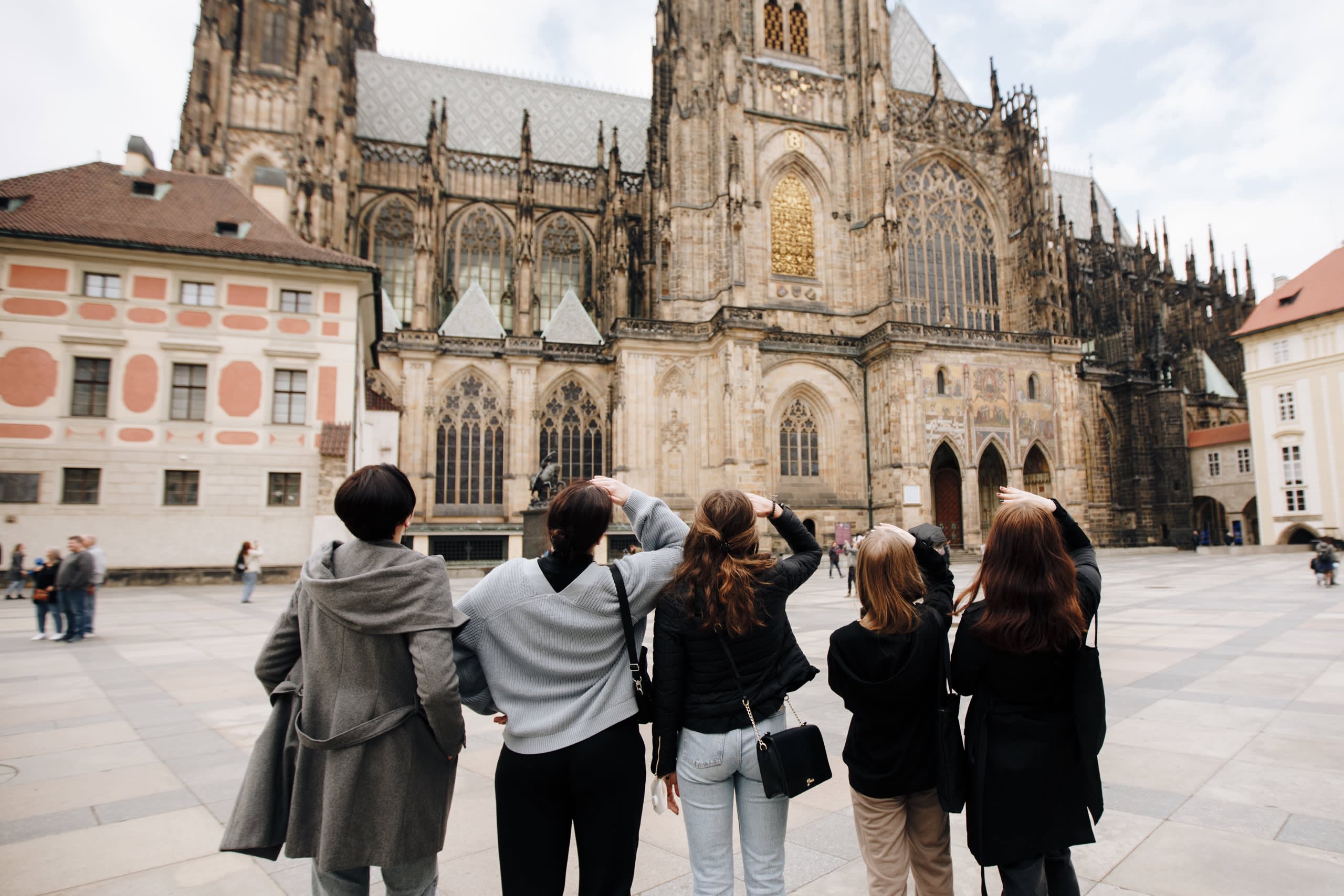 Иностранные студенты учат чешский язык с целью последующего обучения в университетах Чехии   