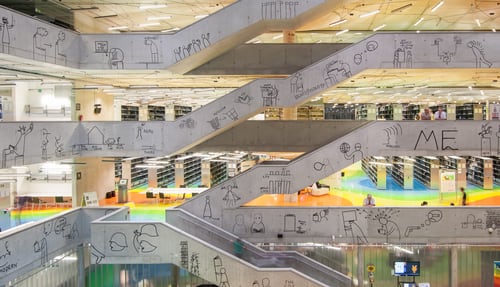 Крупнейшая библиотека технической литературы в Чехии, которая находится на территории кампуса ЧВУТ