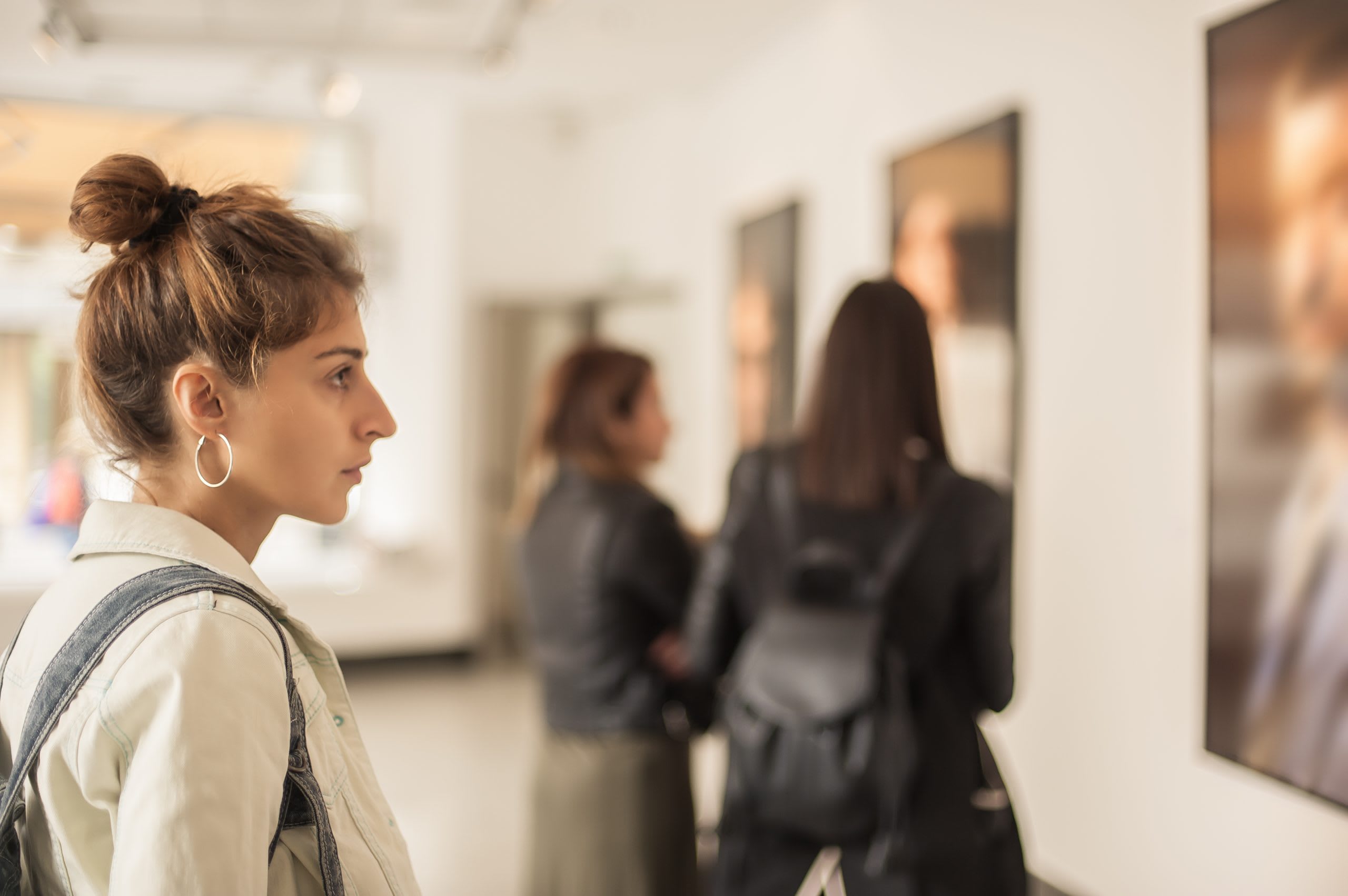 Студентам арт-менеджмента нужно не только базовое экономическое образование, но и насмотренность: они должны хорошо ориентироваться в мире современного искусства. 