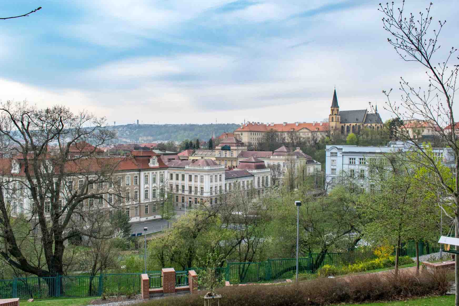 <em>Факультетська лікарня Карлового університету, Перший медичний факультет, Прага.</em>